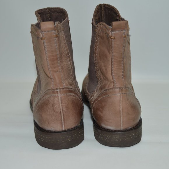 SOLD🚫🚫Crown Vintage Distressed Leather Wingtip - Picture 4 of 9